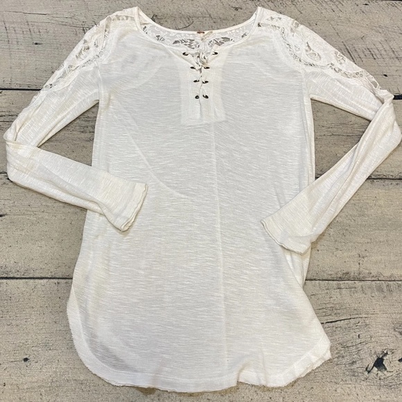 Free People Jennie Tee in White - Picture 2 of 3